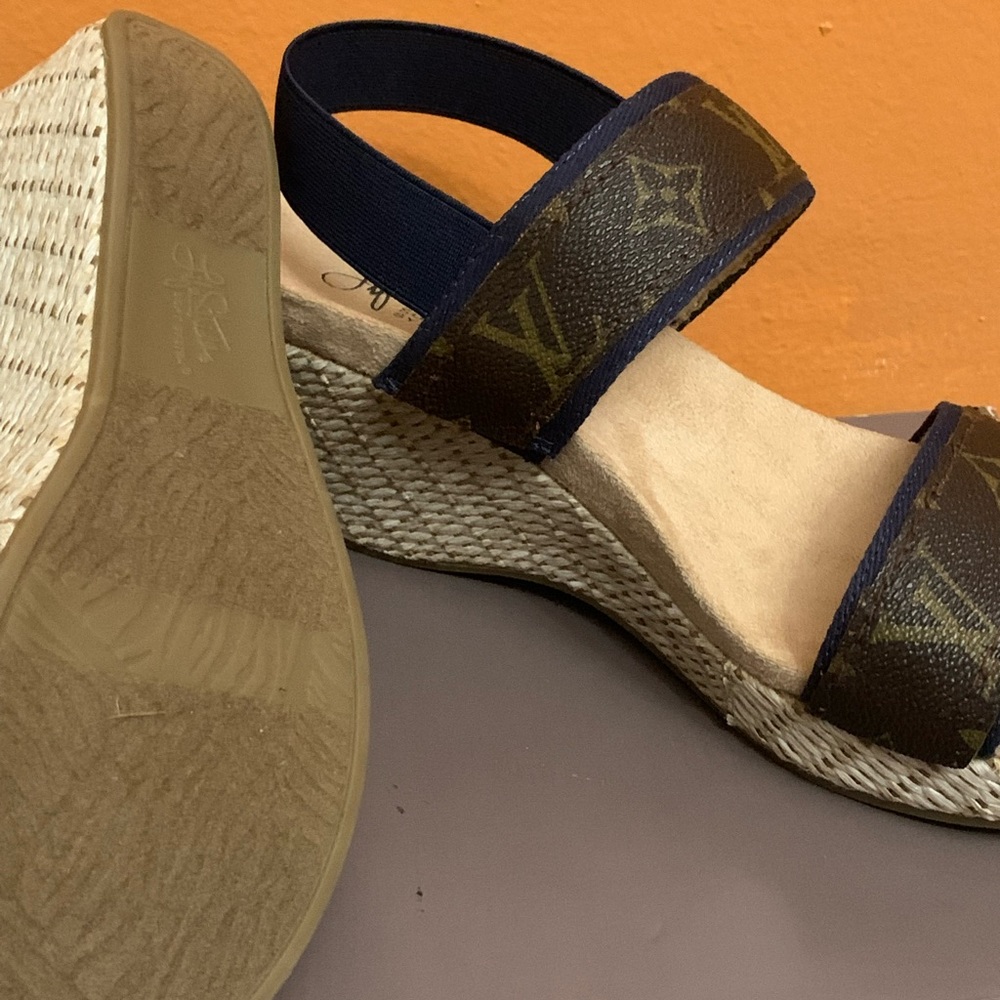 Wedge sandals - Picture 6 of 6